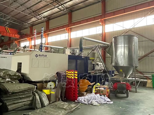 �}(c��ng)��(ch��)չʾ