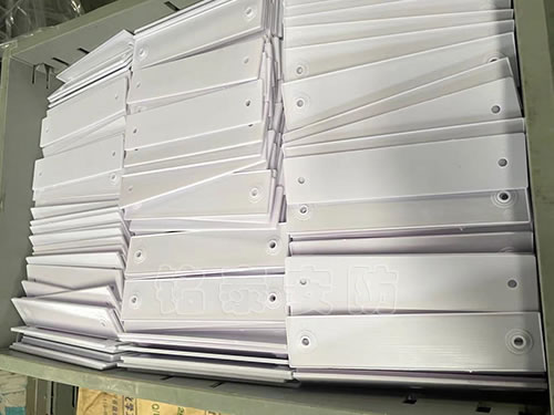 �}(c��ng)��(ch��)չʾ