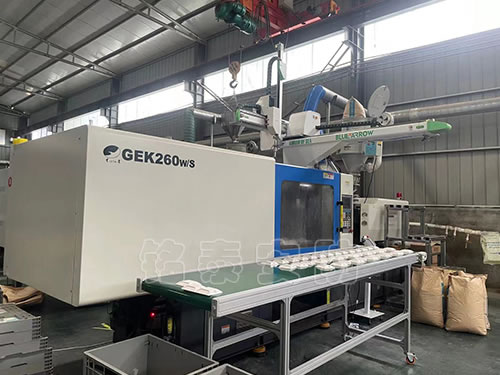 �}(c��ng)��(ch��)չʾ