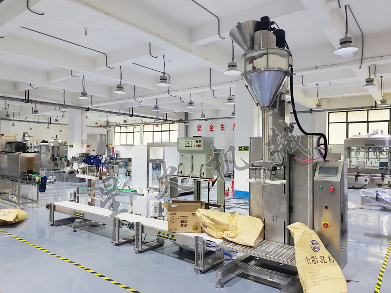 25公斤全脂奶粉包裝機-1.jpg